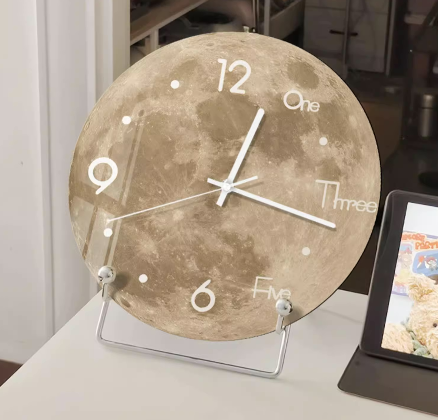 Moon Clock